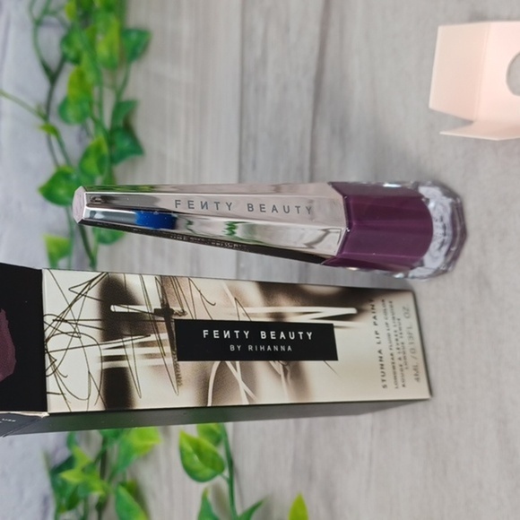 Fenty Stunna Lip Paint Longwear Fluid Lip Color~ Undefeated - Picture 2 of 9